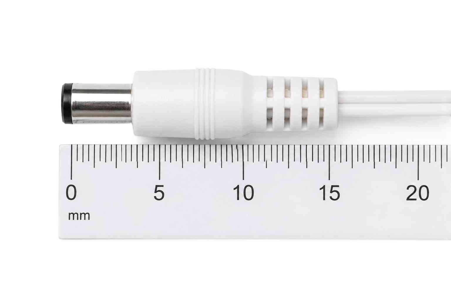 DC napájecí konektor samec - rozměry průměr 5,5mm konektor detail